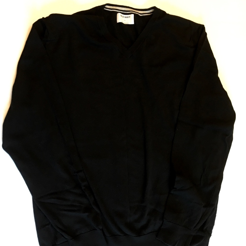Old navy black men’s sweater.